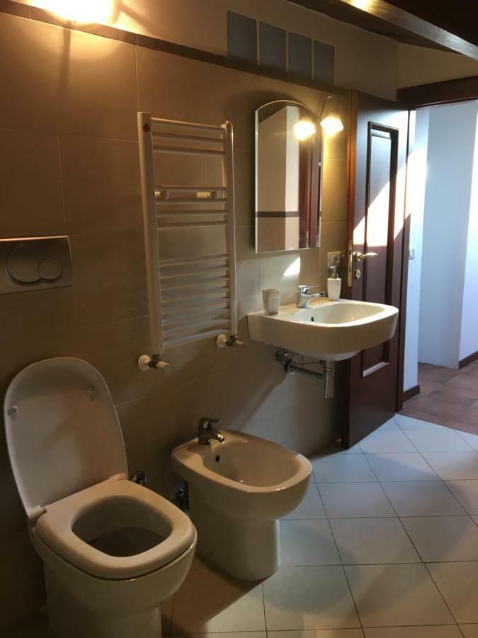 Bb Il Re Alla Reginella Guest House โรม ภายนอก รูปภาพ